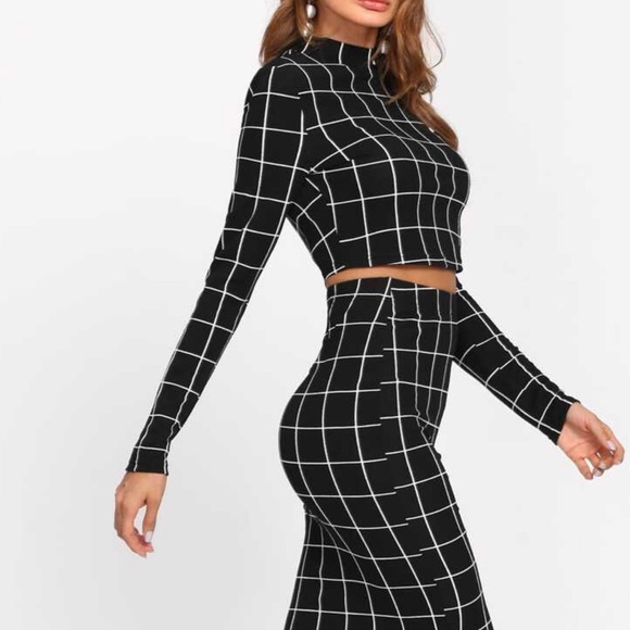 Skirt and Top 🎀 - Picture 5 of 6